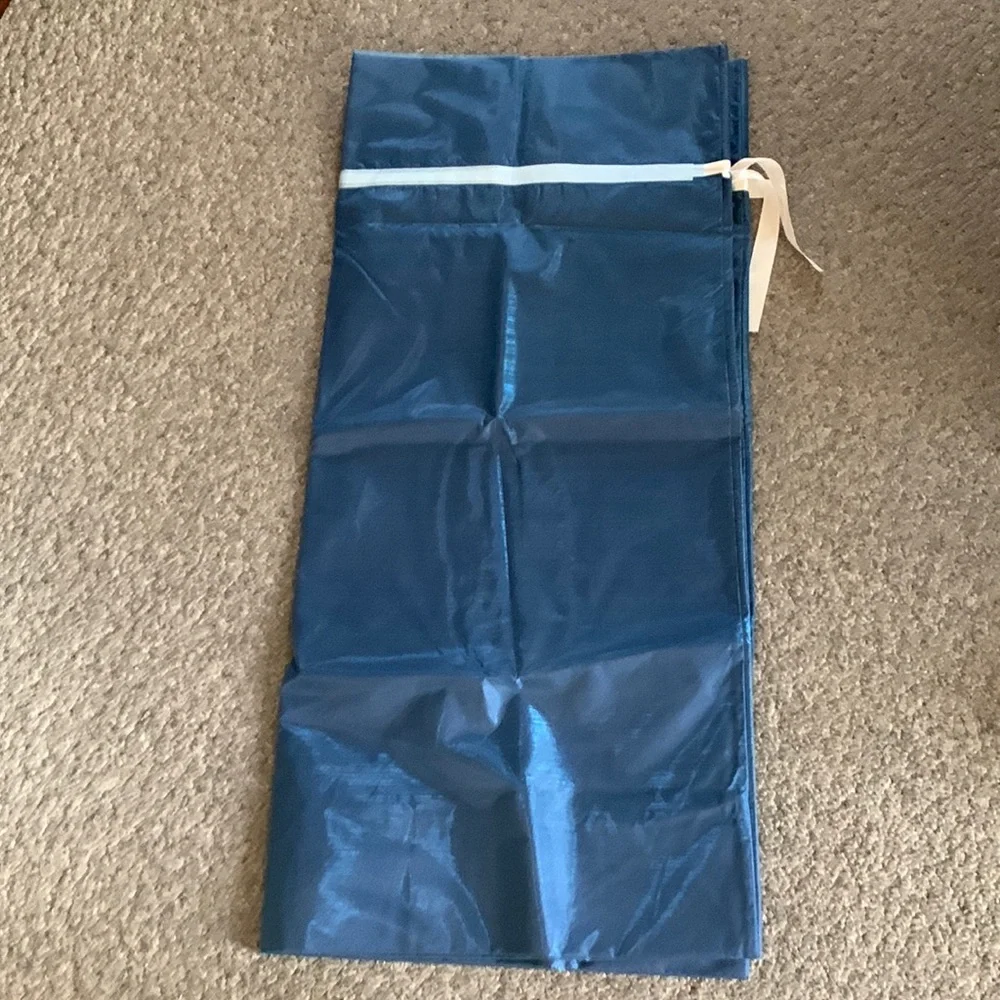 🌞3/$20 Shimmery Blue Jumbo Gift Bag